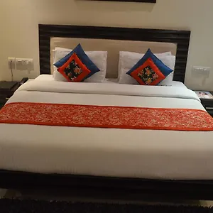 Hotel Klg International, Zirakpur
