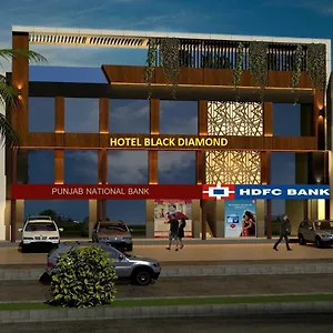 Hotel Black Diamond Bus Stand, Zirakpur